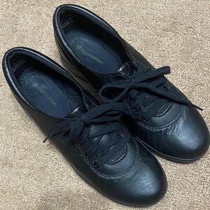 Grasshoppers Black Lace-Up 8M Sneakers Minimalist Comfortable Casual